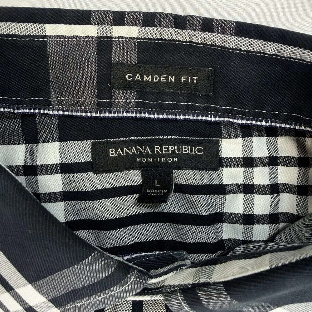 Banana Republic beautiful ship